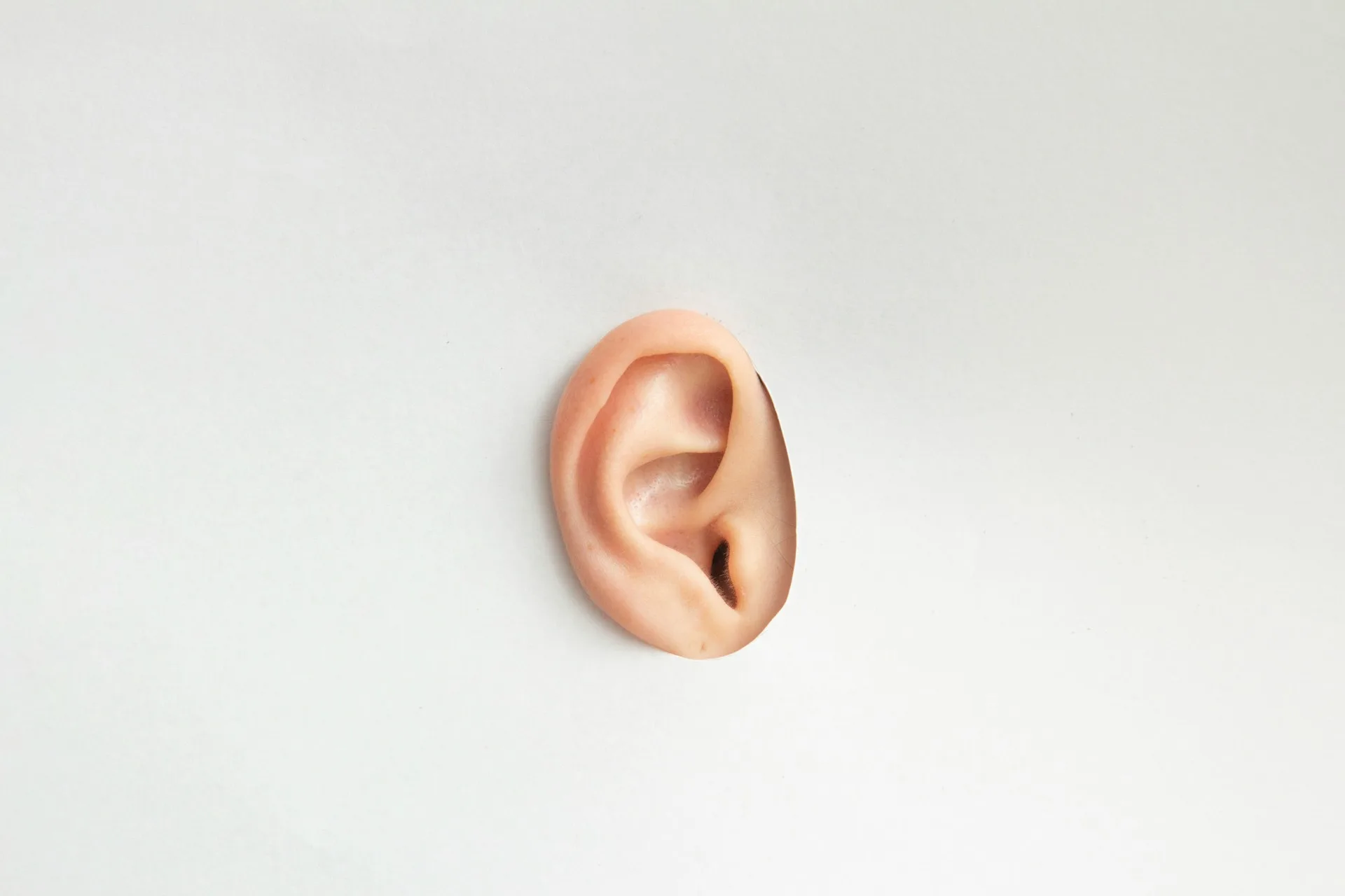 Employee Listening, zu sehen ist ein menschliches Ohr